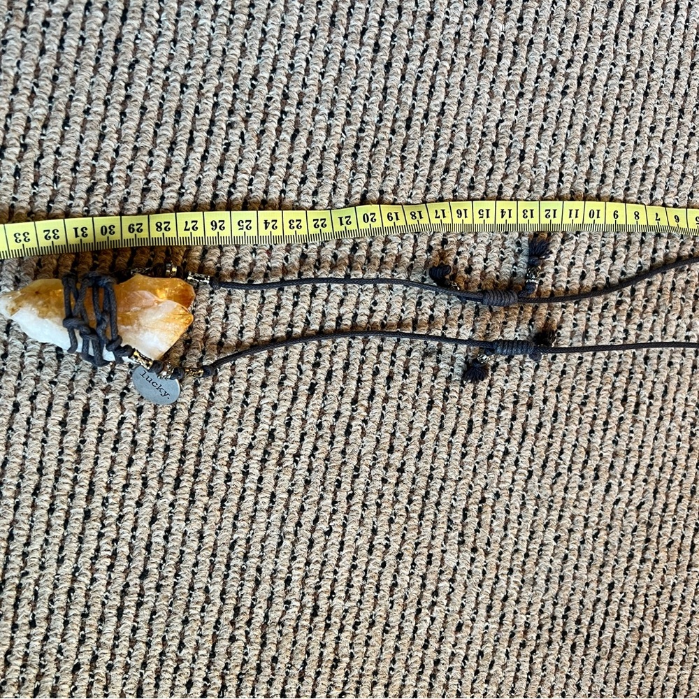 Assorted Necklaces & Chokers - Picture 5 of 10